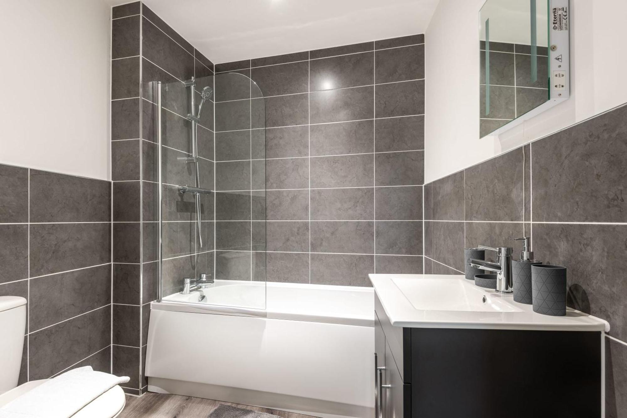 Lovely 1 Bedroom Apartment In Central Rotherham Ngoại thất bức ảnh